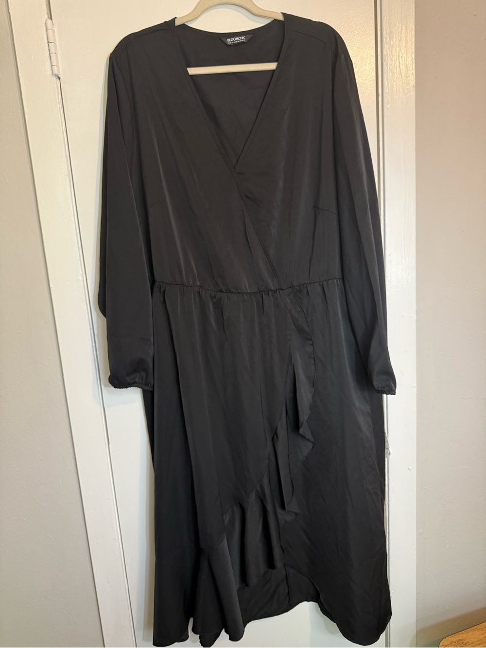 Black plus size dress BloomChic